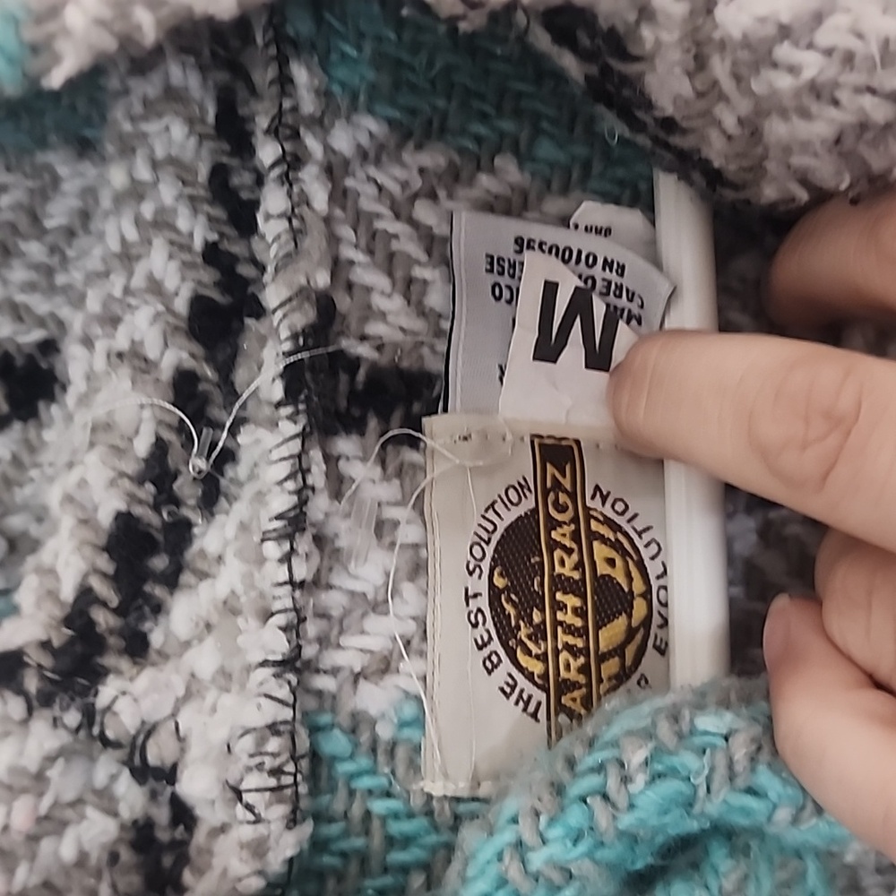 Earth Rags Pullover - Picture 3 of 7